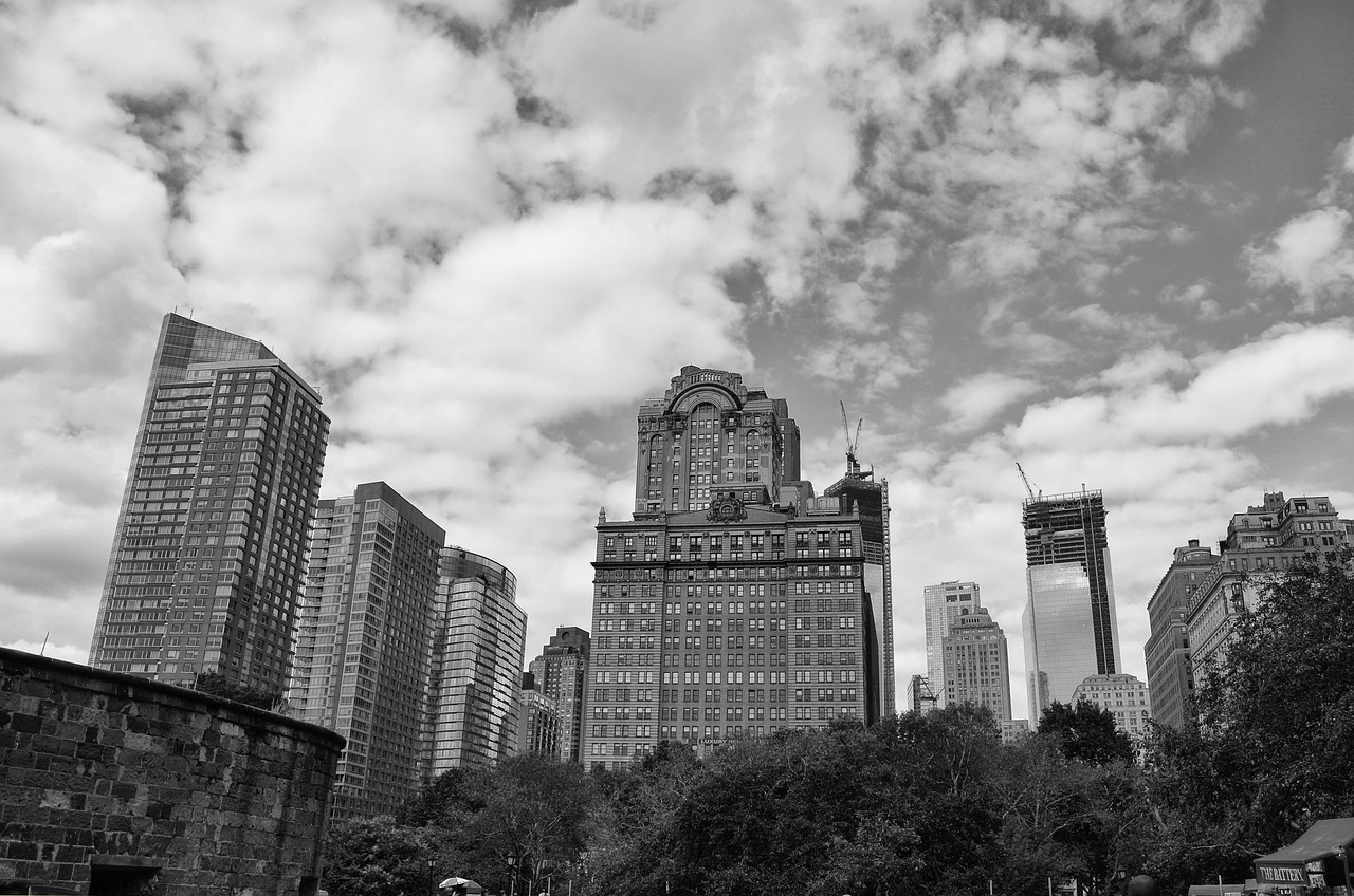 中國深度財經(jīng)最新一期，深度解讀中國經(jīng)濟(jì)脈絡(luò)